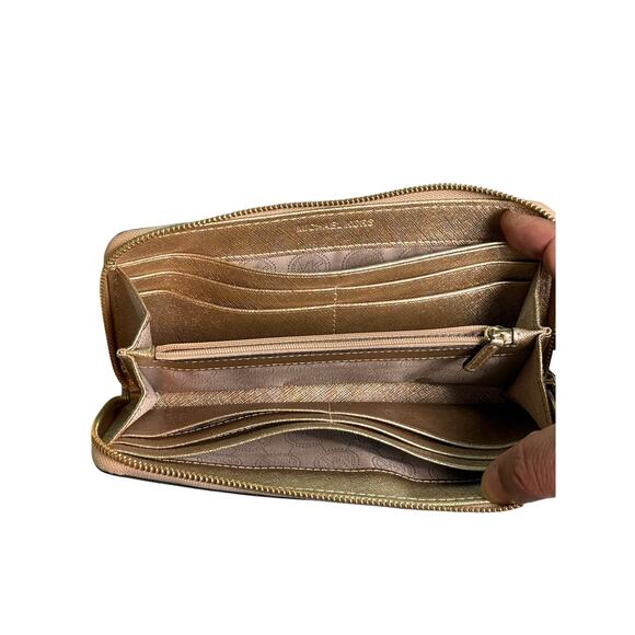 MICHAEL Michael Kors Jet Set Travel Metallic Leather Wallet*Gorgeous*Like new - Picture 9 of 11